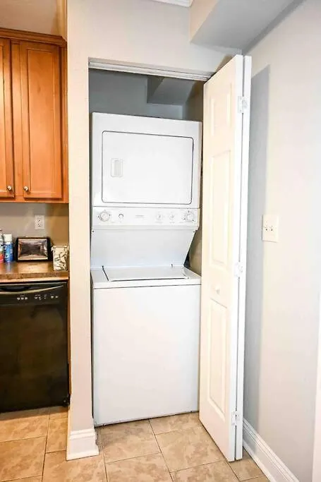 Apartment Cozy - 2 Bedroom Townhome Getaway - Plaza Midwood Charlotte USA