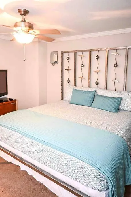Cozy - 2 Bedroom Townhome Getaway - Plaza Midwood Charlotte